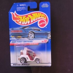 1999 First Editions Toy Car - Red and White